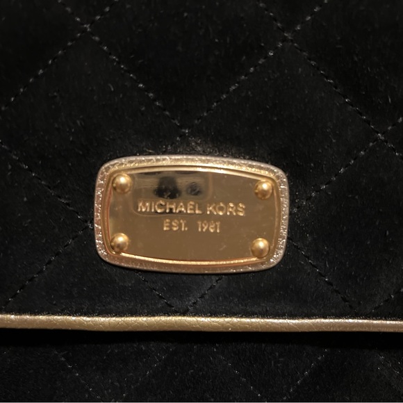 Michael Kors Velvet Gold Chain Bag - Picture 2 of 9